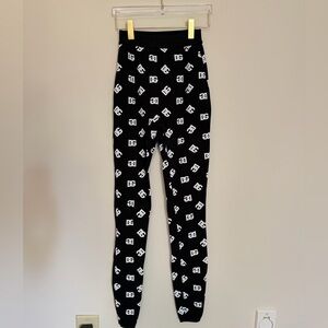 Like new Dolce & Gabbana DG-logo jacquard leggings- Women’s X-Small/Small
